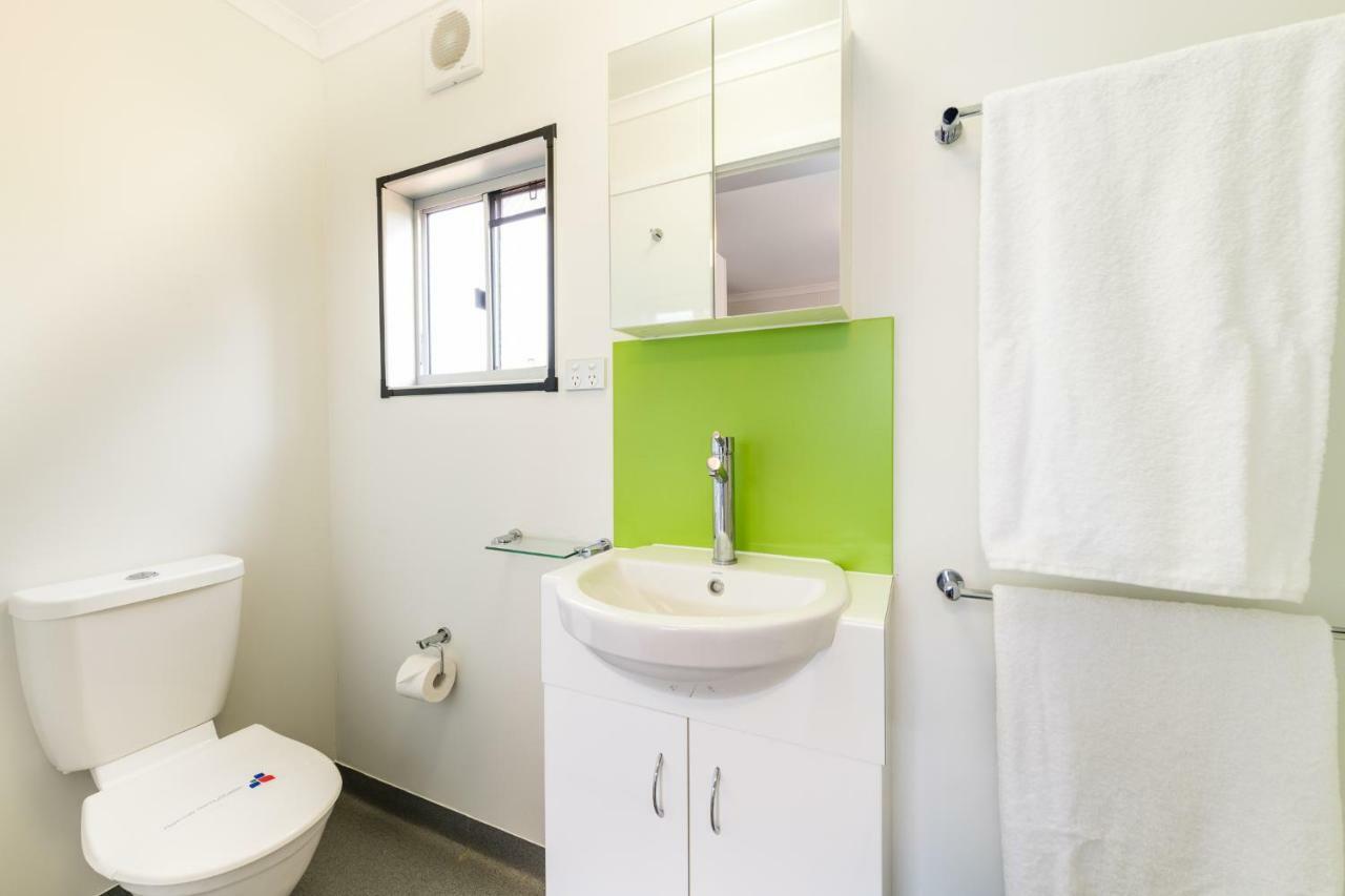 Jolly Swagman Acccommodation Park Toowoomba Exterior photo